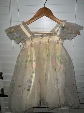 Girls Cream Butterfly Tulle Dress Size 5 Fairy Party NWT